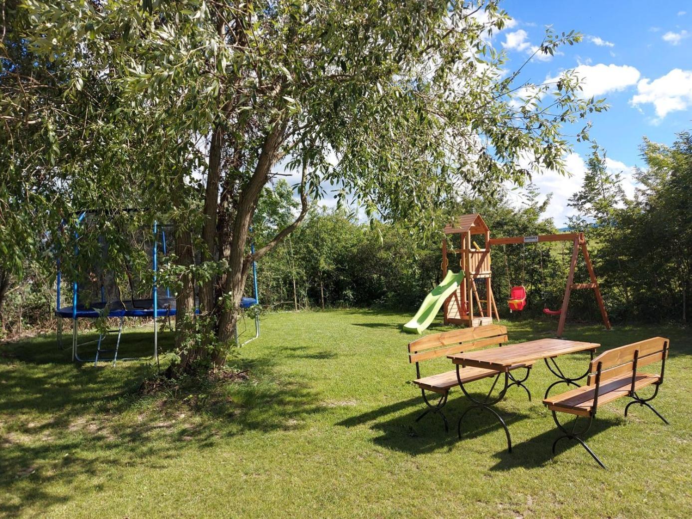 Chalupy Tri Grose Vlasky Bešeňová Exteriér fotografie